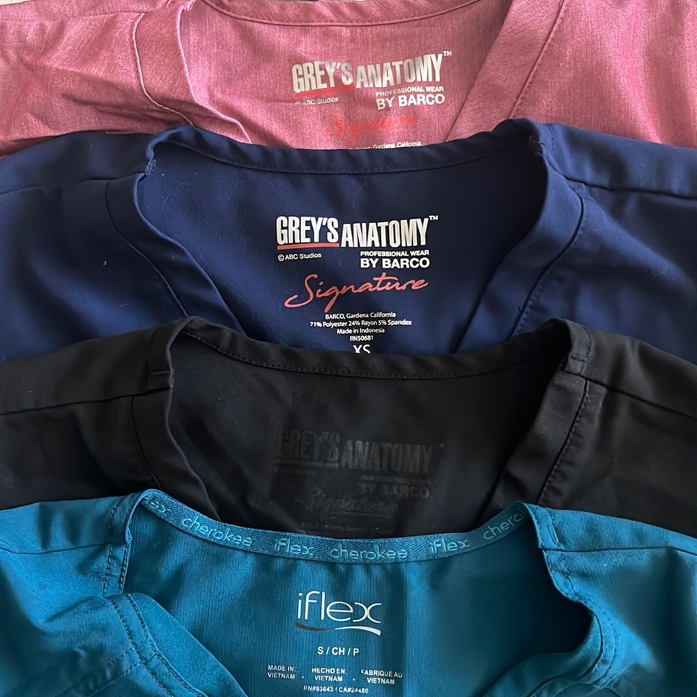 Grays anatomy scrub tops